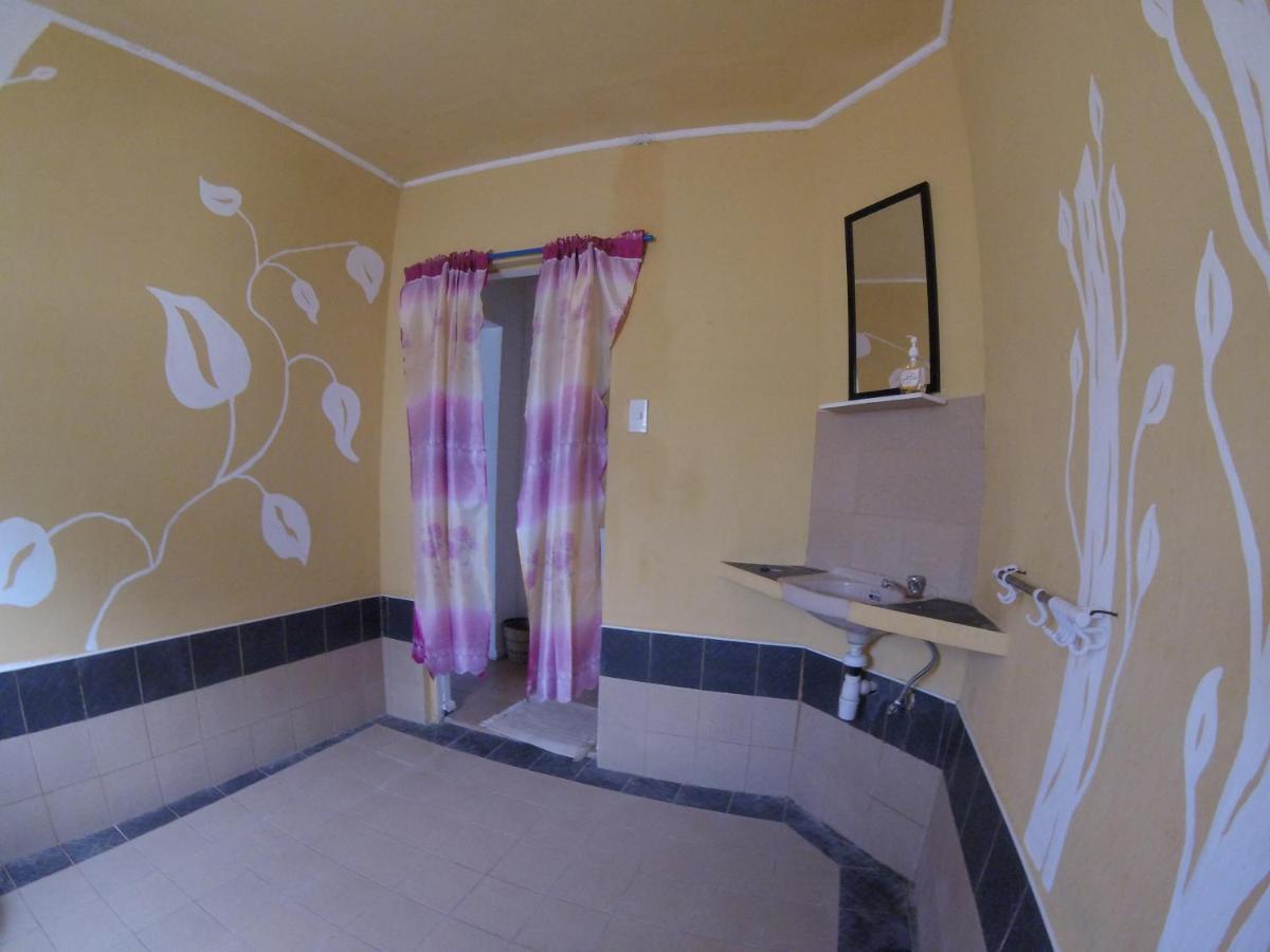 Carabao Guest House San Jose  Bagian luar foto