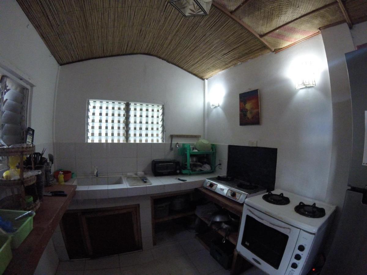 Carabao Guest House San Jose  Bagian luar foto